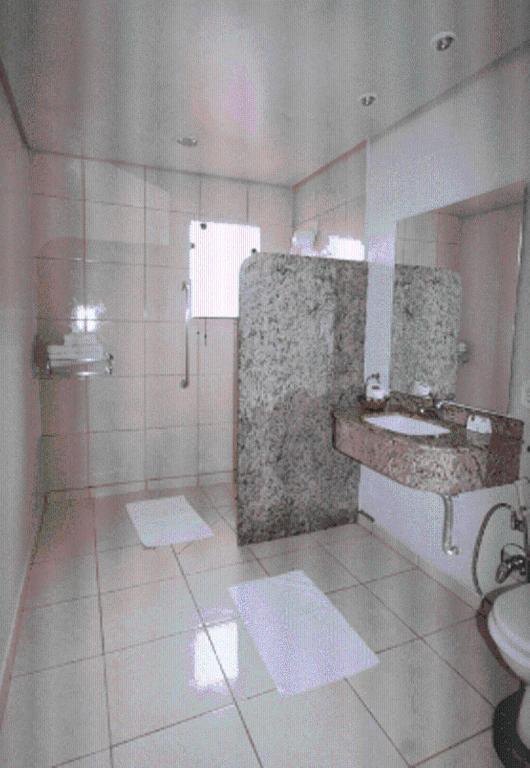 Francisco Beltrão Cristal Executive Hotel חדר תמונה
