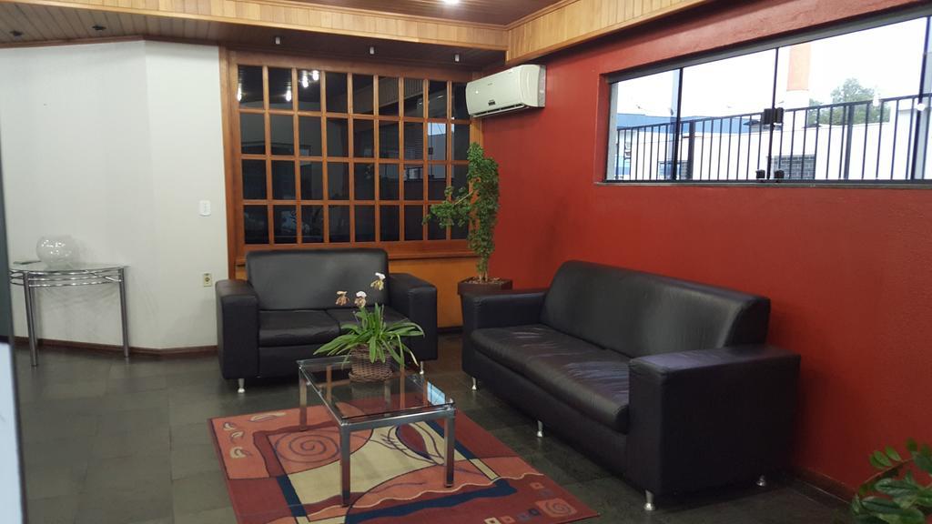 Francisco Beltrão Cristal Executive Hotel מראה חיצוני תמונה